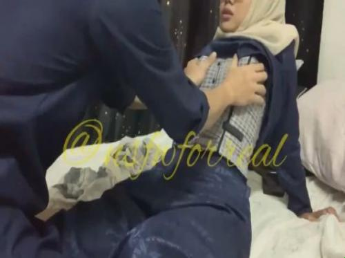 Bawa gadis tetangga untuk menidurinya Bawa gadis tetangga untuk menidurinya